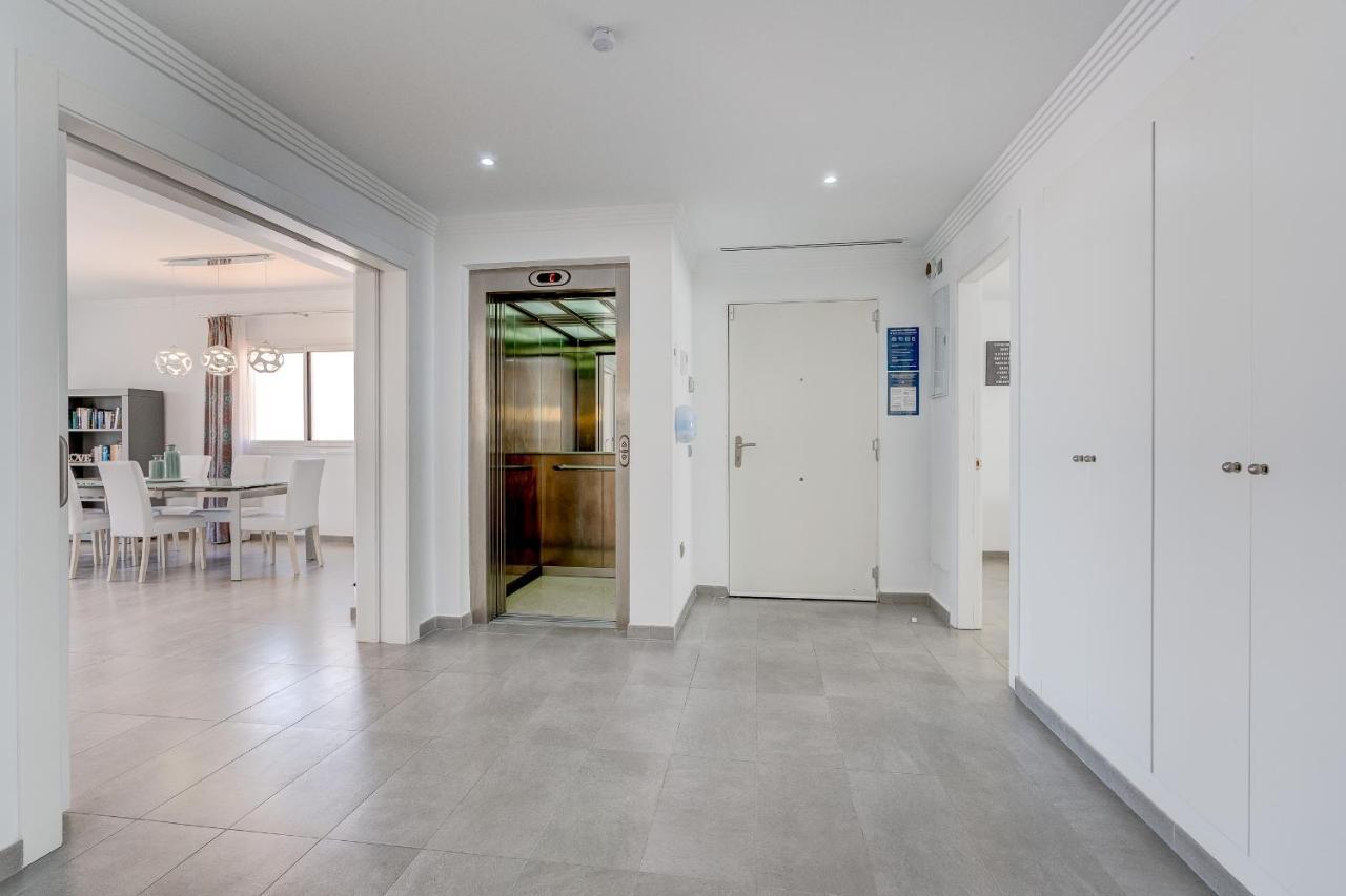 Espectacular Villa Aurora By Paramount Holidays 푸에르토 데 산티아고 외부 사진