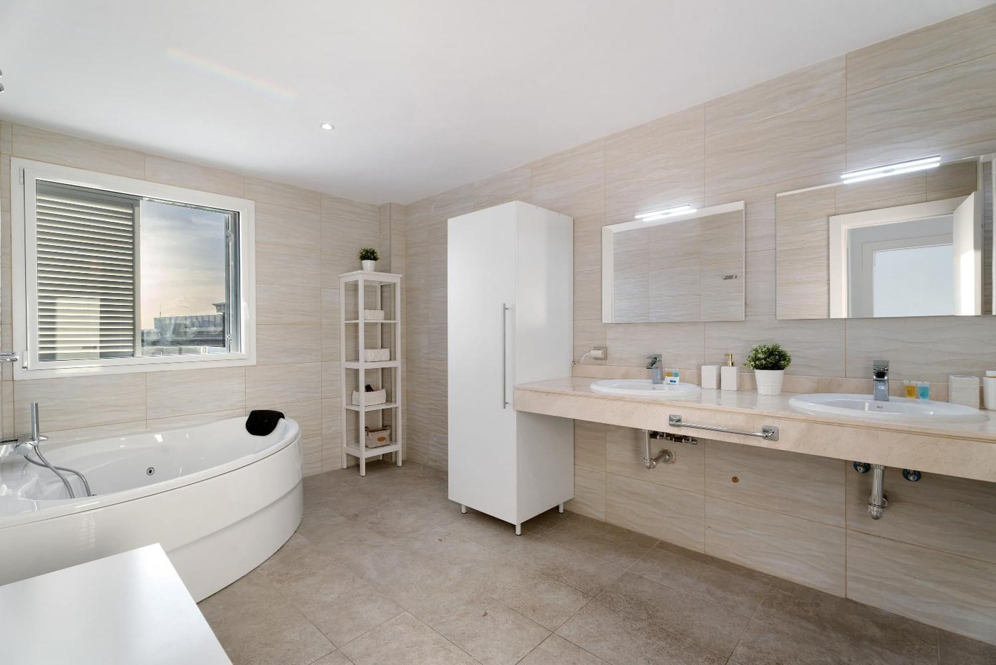 Espectacular Villa Aurora By Paramount Holidays 푸에르토 데 산티아고 외부 사진