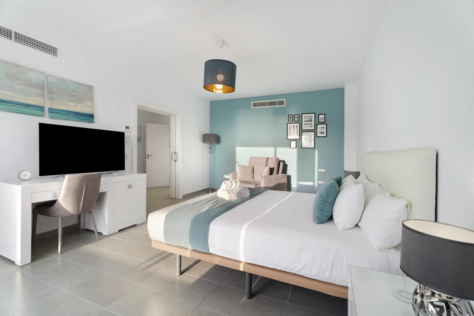 Espectacular Villa Aurora By Paramount Holidays 푸에르토 데 산티아고 외부 사진