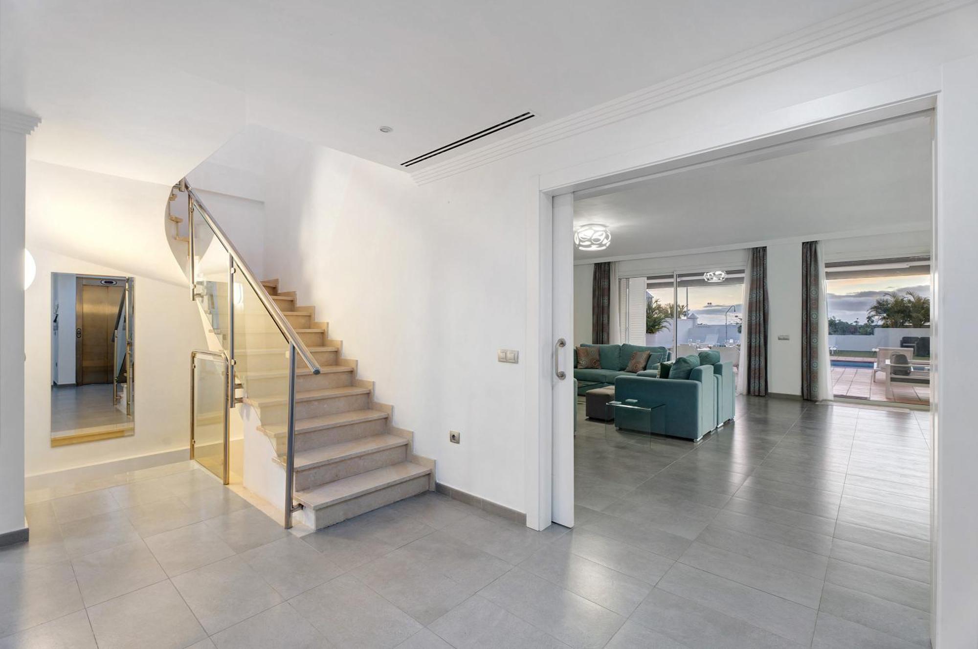 Espectacular Villa Aurora By Paramount Holidays 푸에르토 데 산티아고 외부 사진