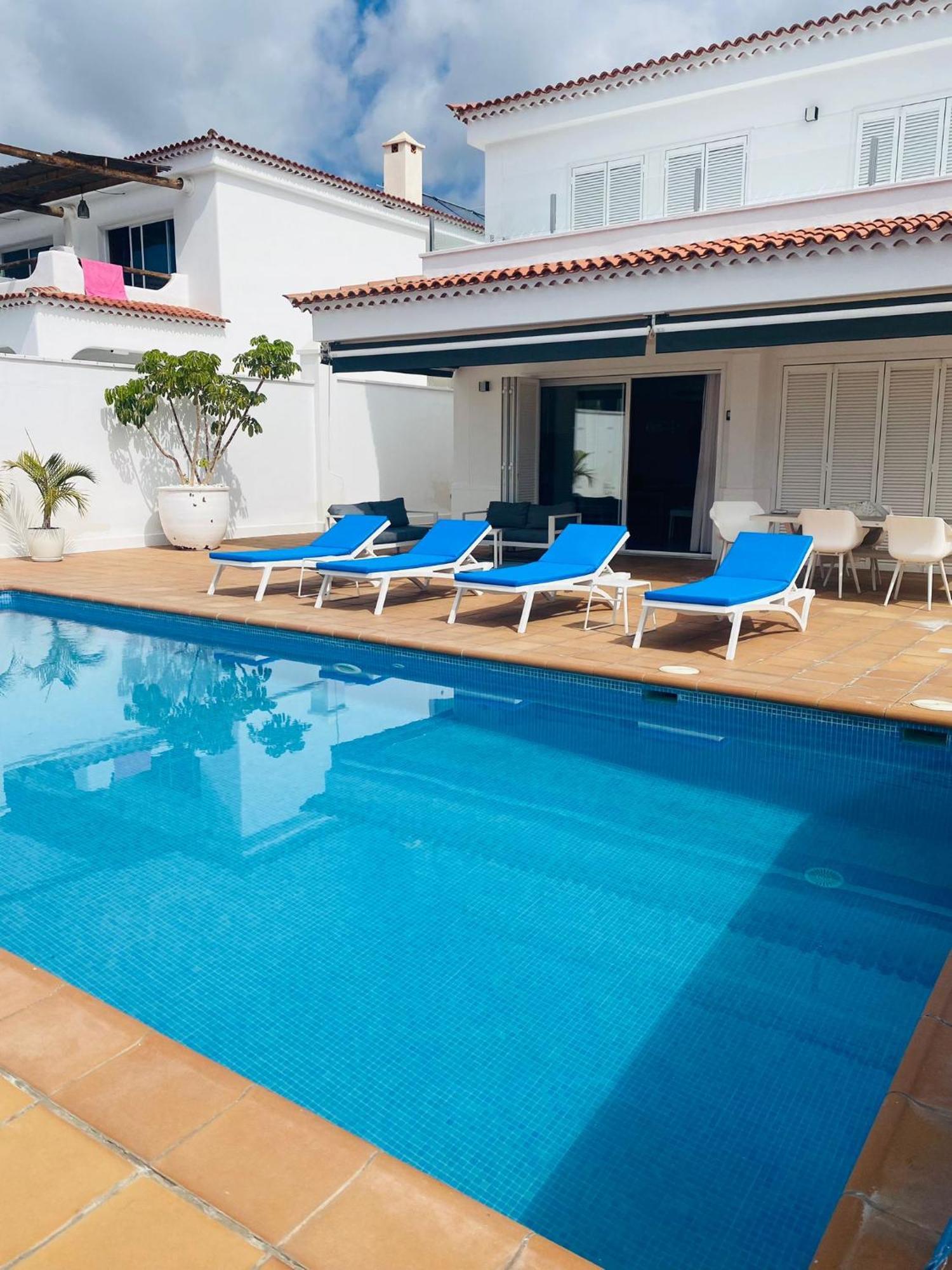 Espectacular Villa Aurora By Paramount Holidays 푸에르토 데 산티아고 외부 사진